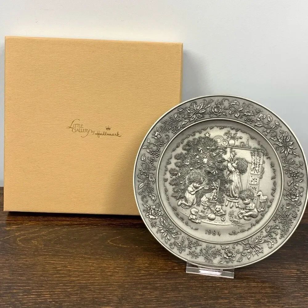 Vintage Little Gallery By Hallmark Mary Hamilton Christmas Pewter Plate Gray OS